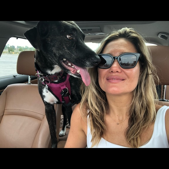 Meet your Posher, Andrea - Picture 3 of 4